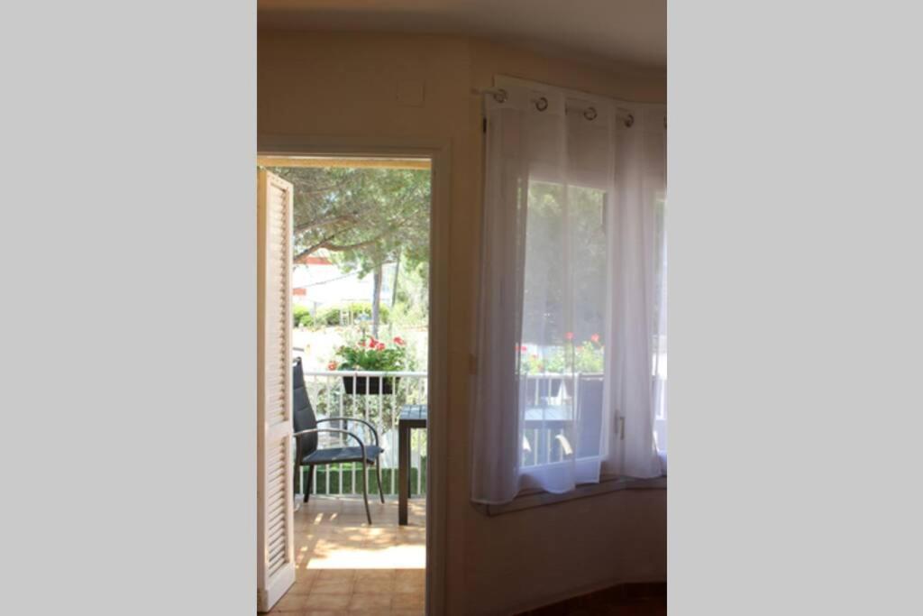Luxury 4 Bed Apartment On Coastal Footpath At Cap Ras Llançà Extérieur photo