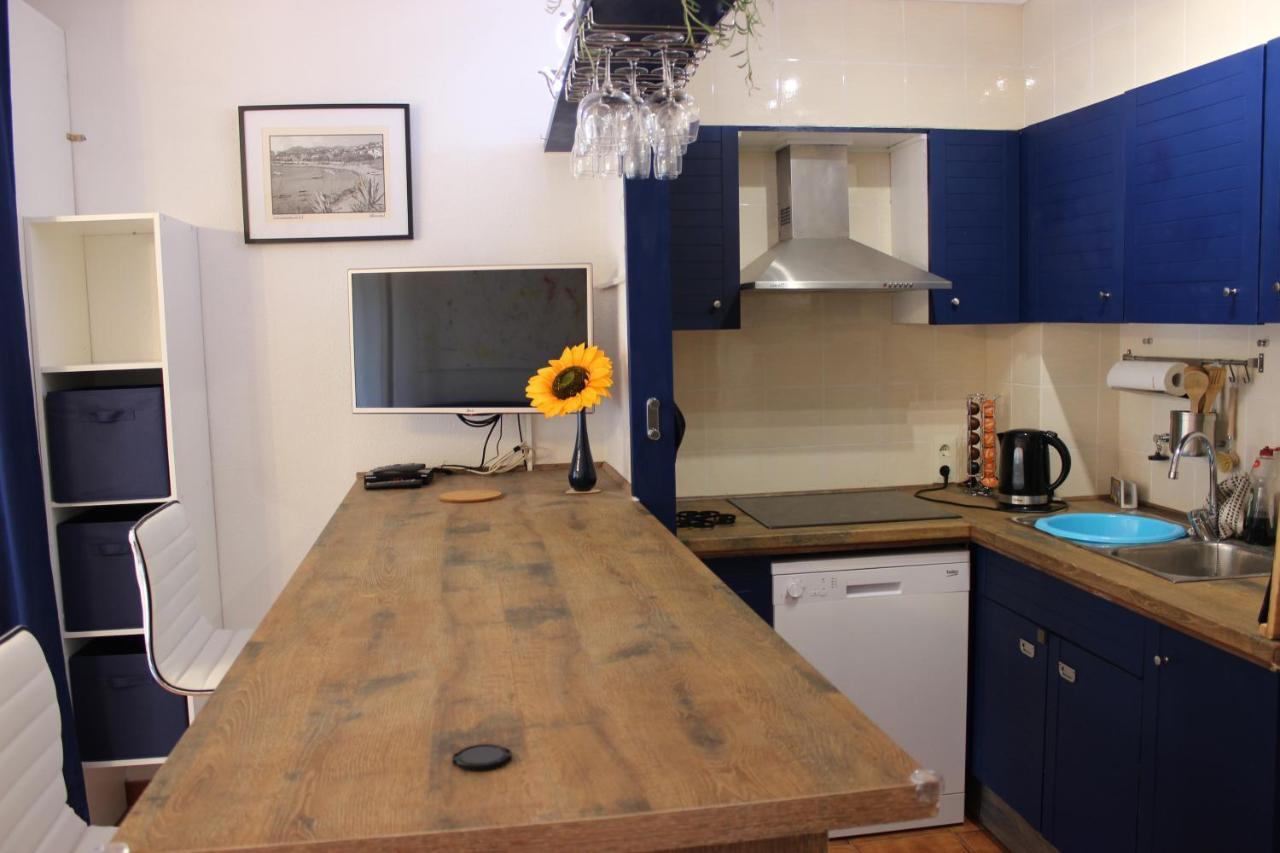 Luxury 4 Bed Apartment On Coastal Footpath At Cap Ras Llançà Extérieur photo